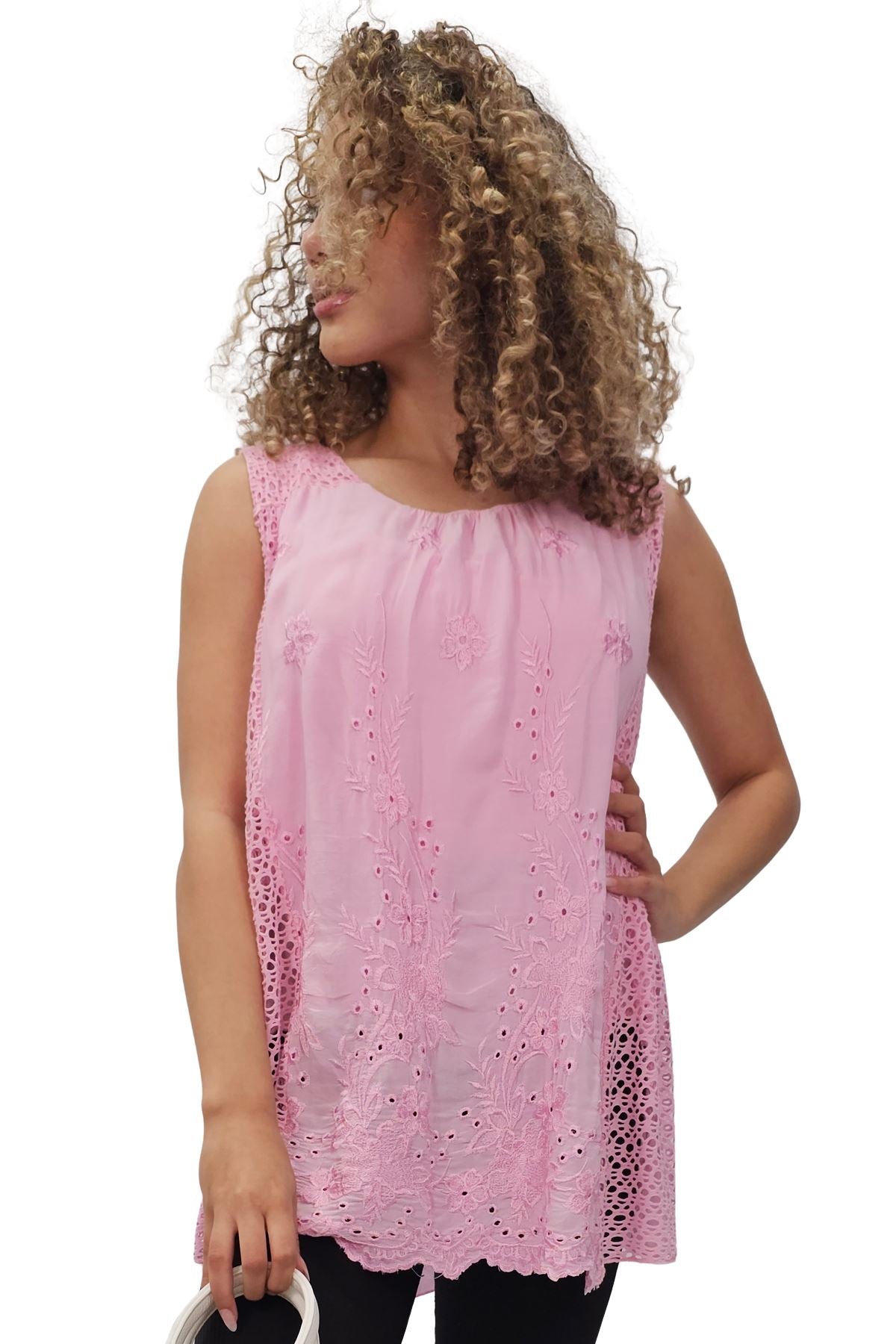 Embroidered Floral Pattern Crochet Top