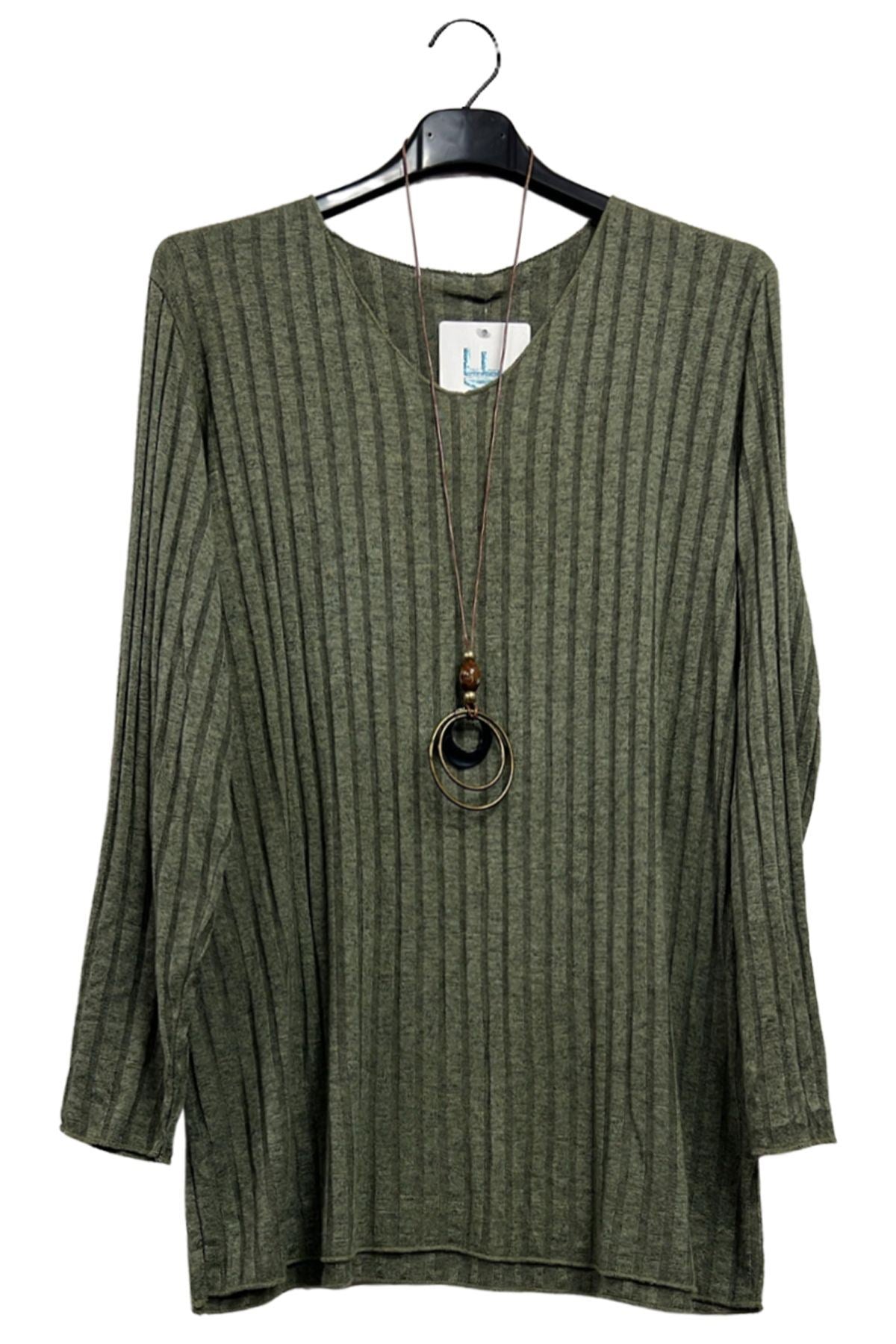Plain Necklace Top