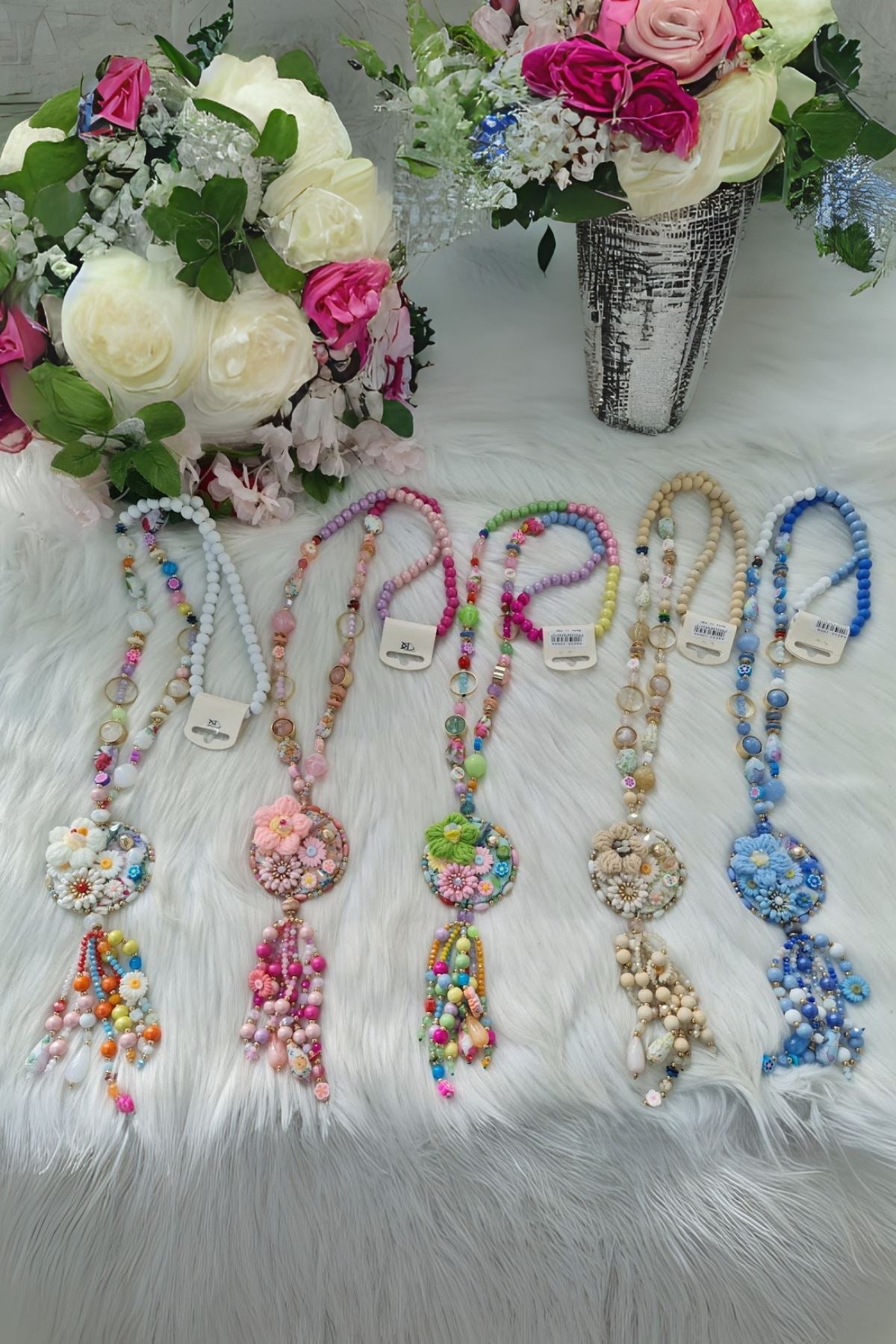 Beaded Floral Pendant Necklace