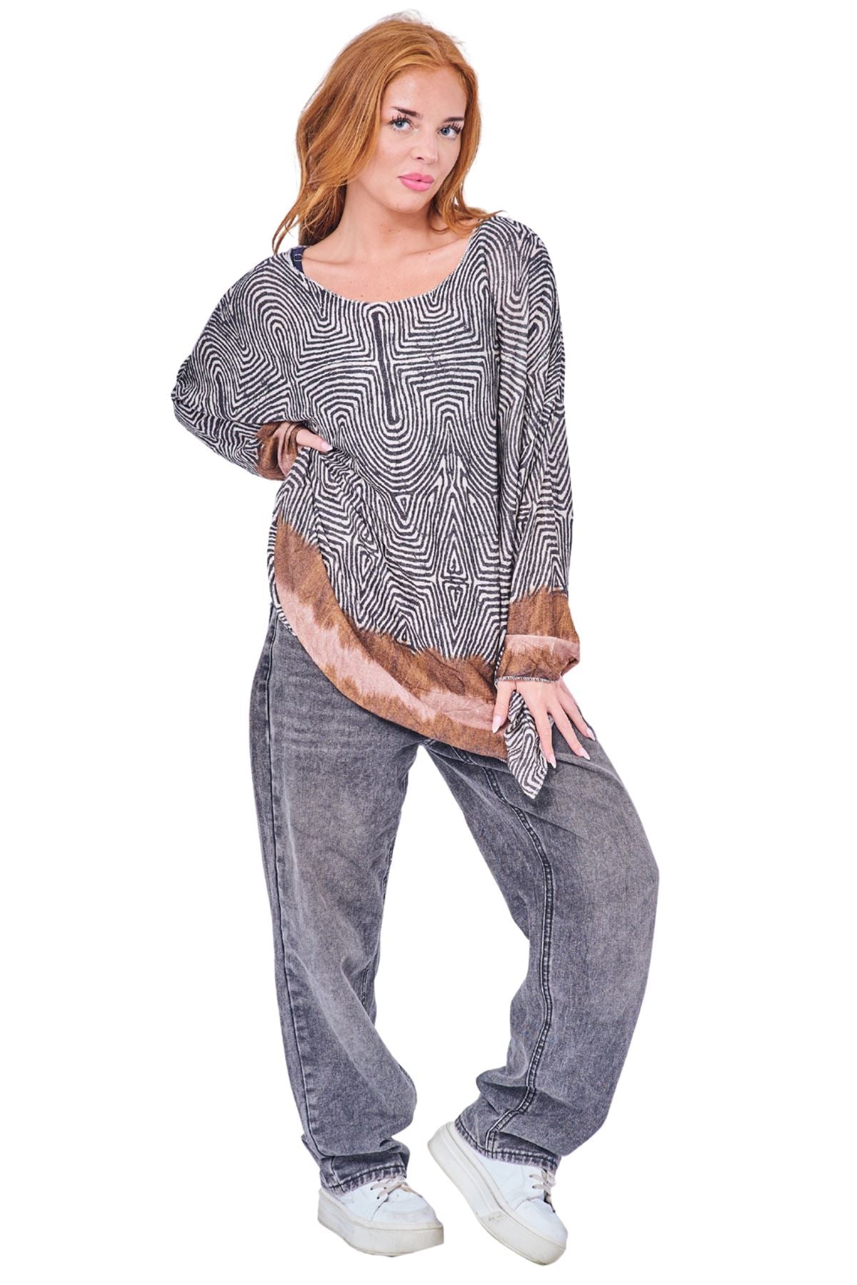 Geometric Labyrinth-Style Print Tunic Top