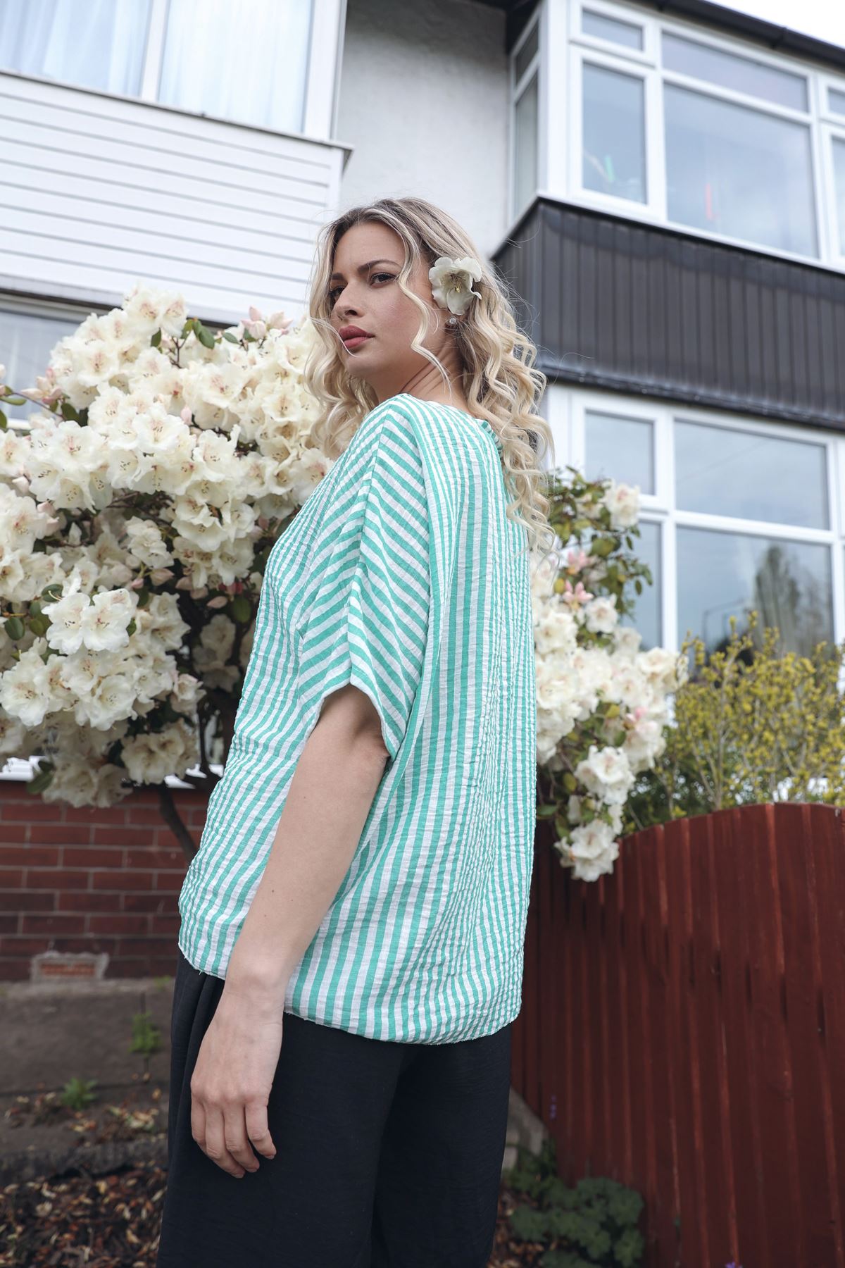 Vertical Stripes Print Front Tie Knot Top