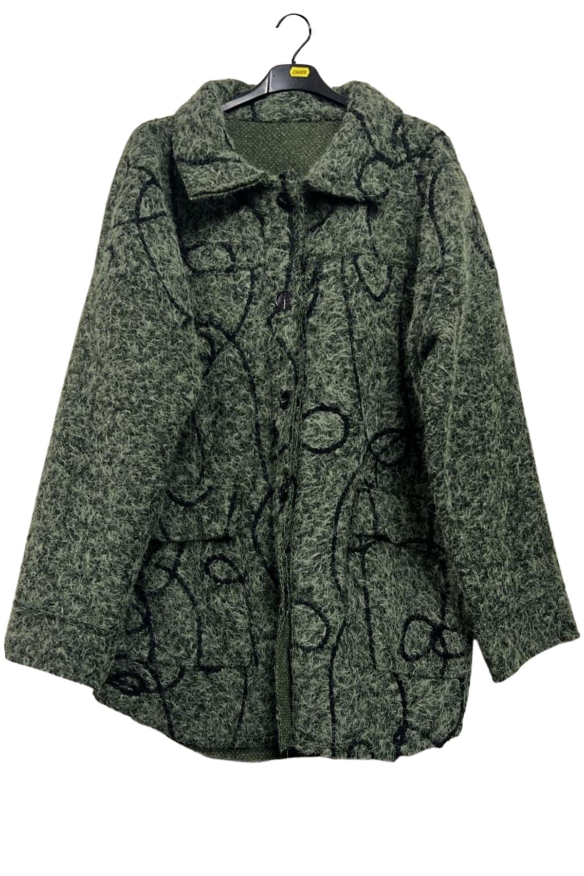 Swirl Pattern Button Closing Front Two Flap Pockets Coat
