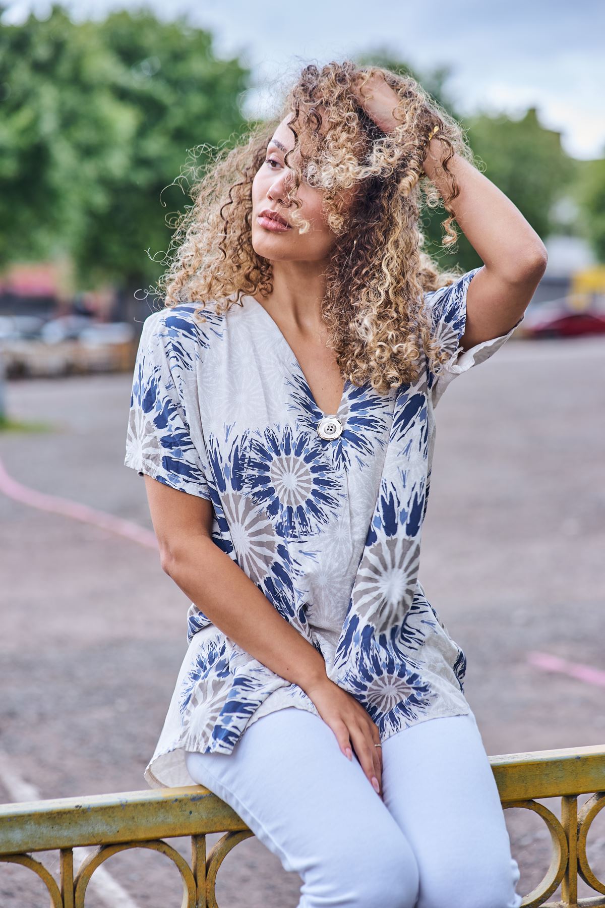 Abstract Tie-Dye Style Circular Pattern Tunic Top