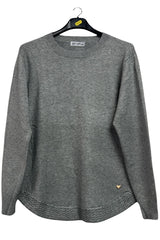 bulk curved hem knitwear