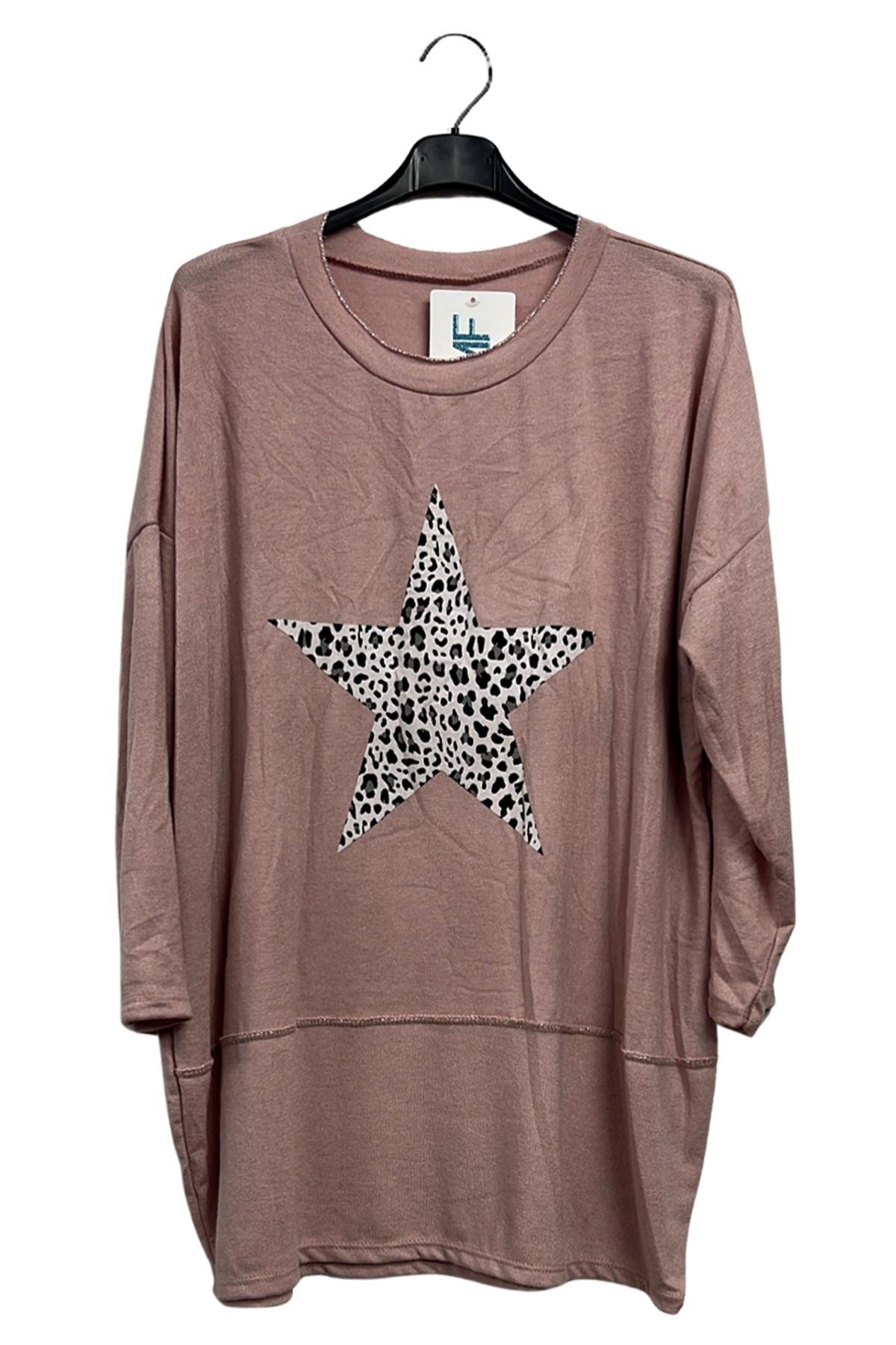 Leopard Print Star Graphic Oversized Top
