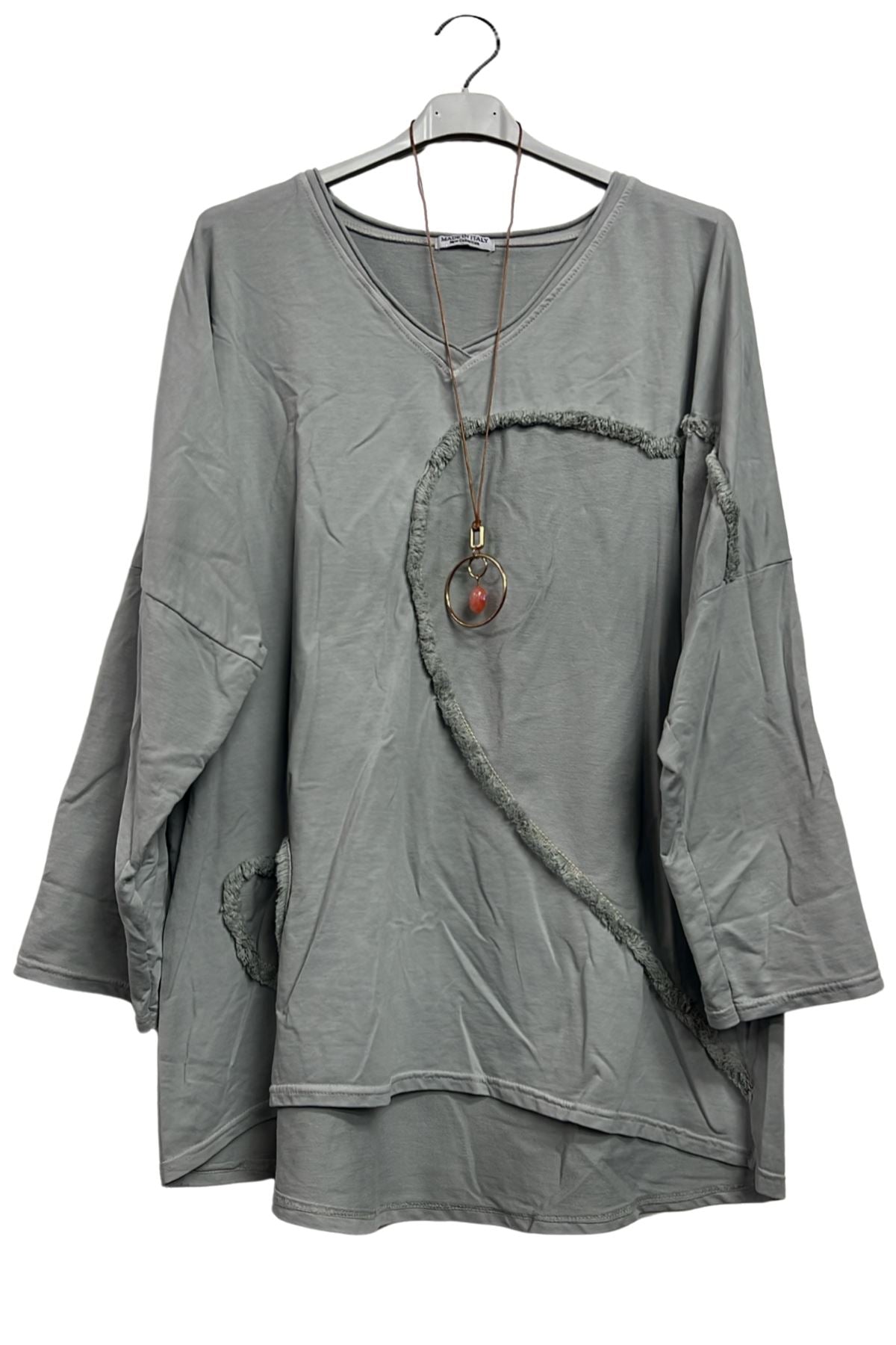 loose fit heart cotton top