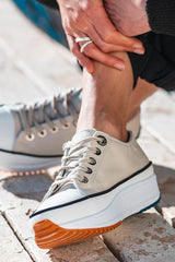 Plain Chunky Converse Hike Trainers