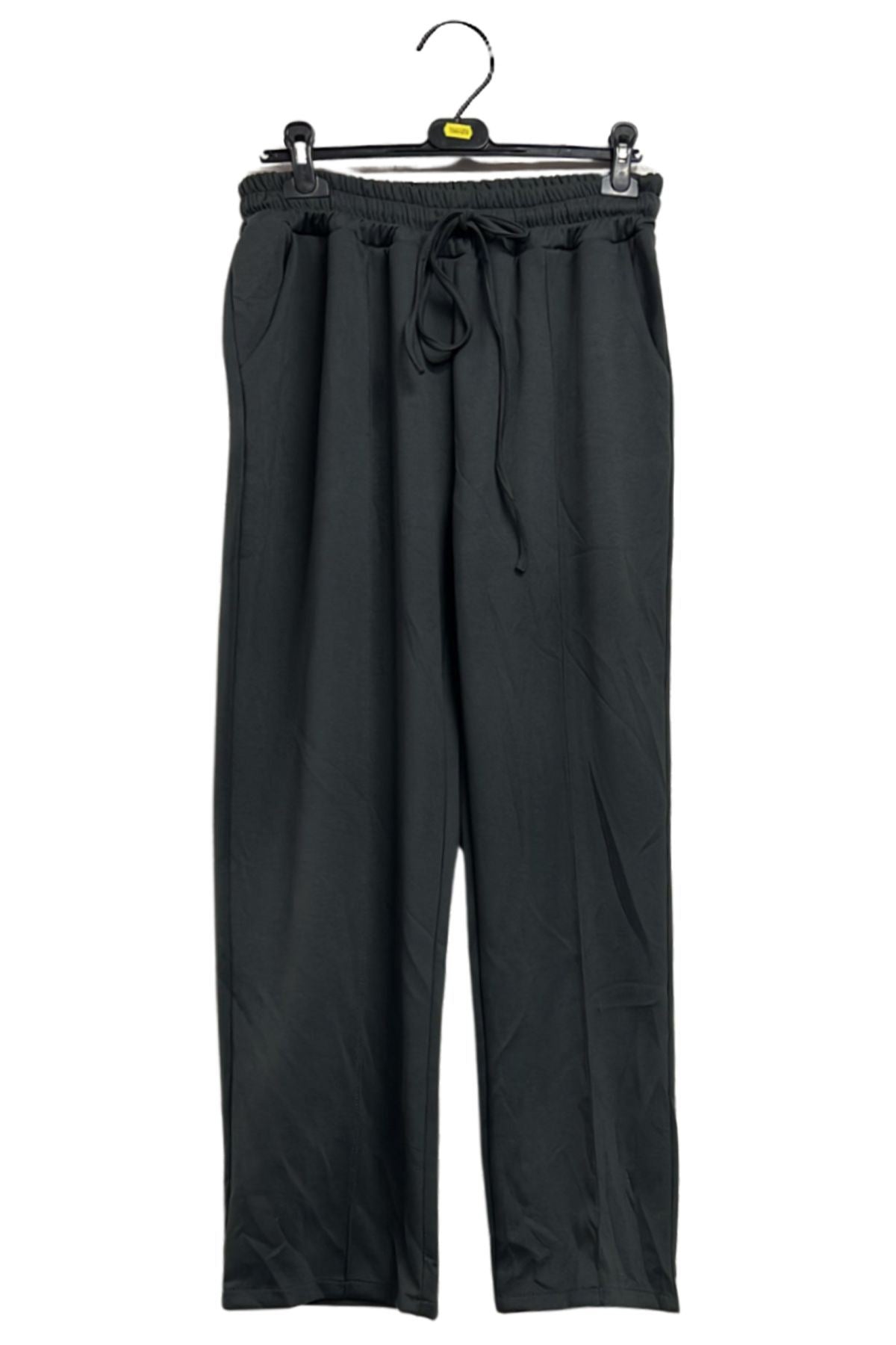 plain trousers side pockets
